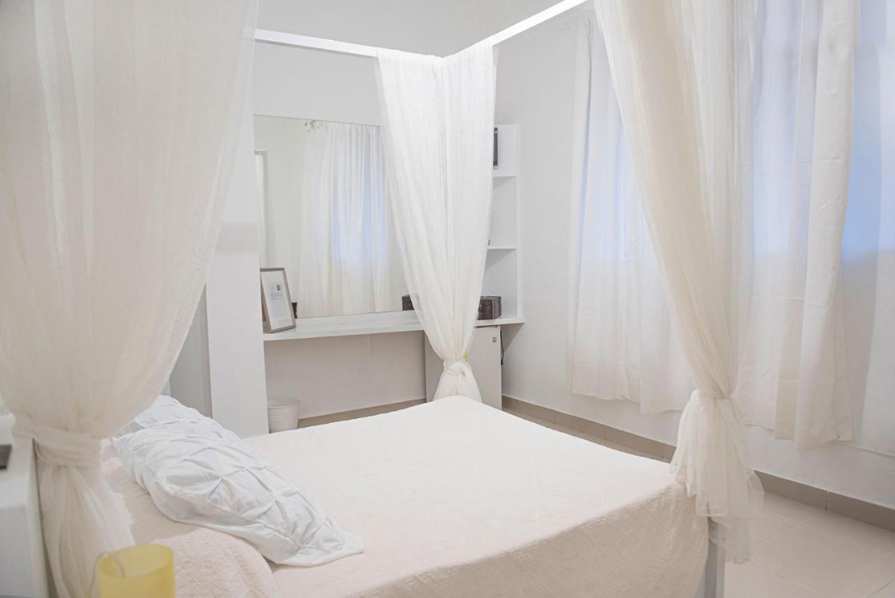 Hostal Mama Mambo - Zona Colonial سانتو دومينجو المظهر الخارجي الصورة