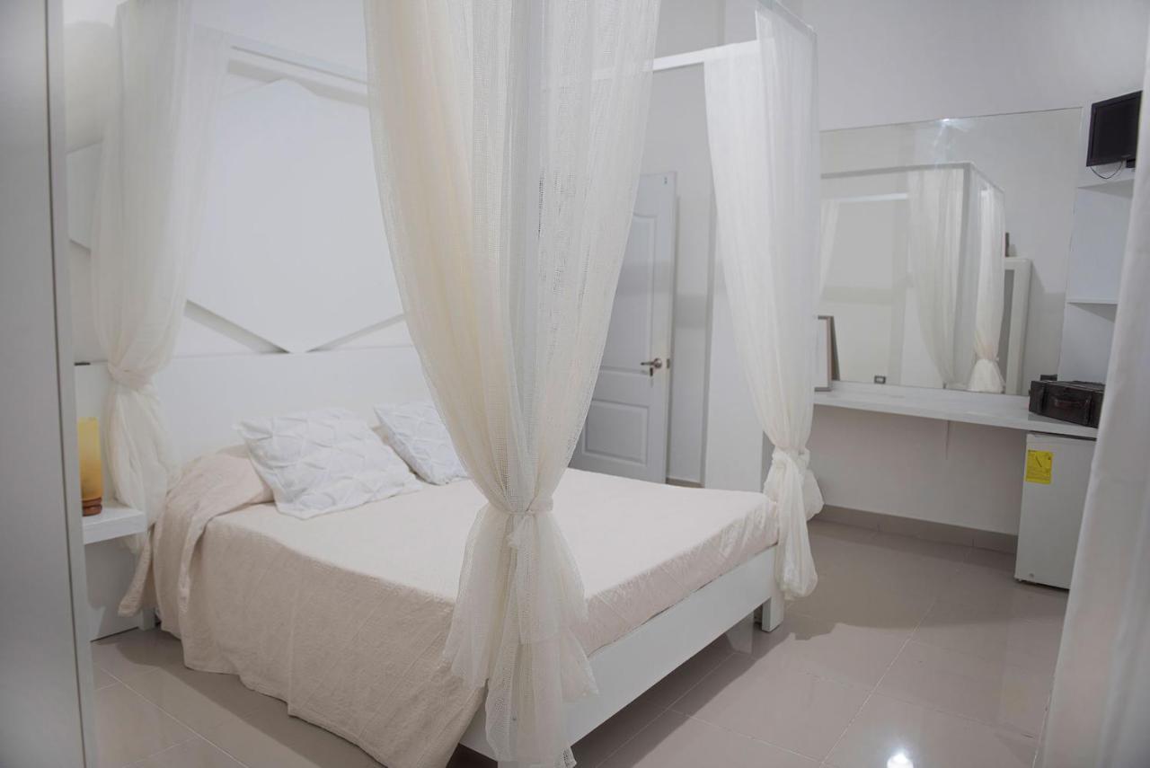 Hostal Mama Mambo - Zona Colonial سانتو دومينجو المظهر الخارجي الصورة