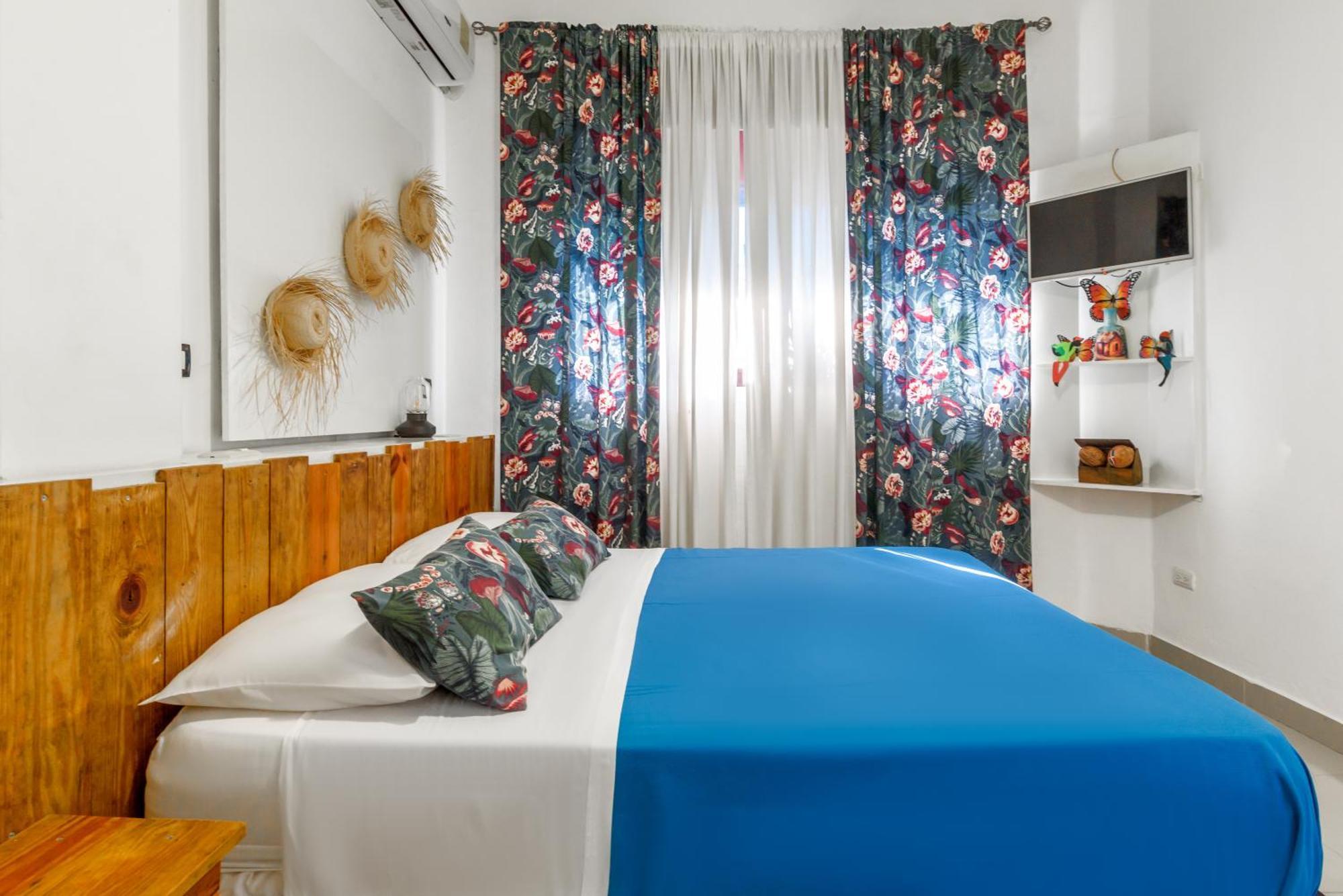 Hostal Mama Mambo - Zona Colonial سانتو دومينجو المظهر الخارجي الصورة